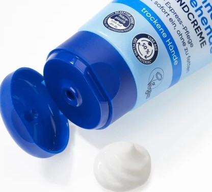 کرم دست باله آ